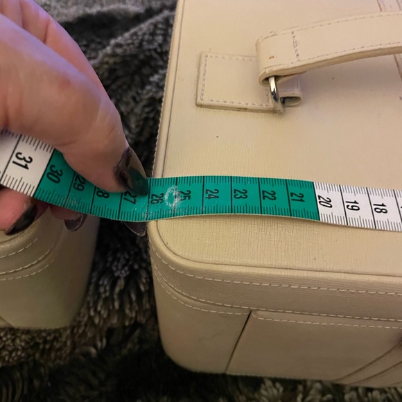 A set of two Pottery Barn cream leather jewelry boxes. - Picture 11 of 15